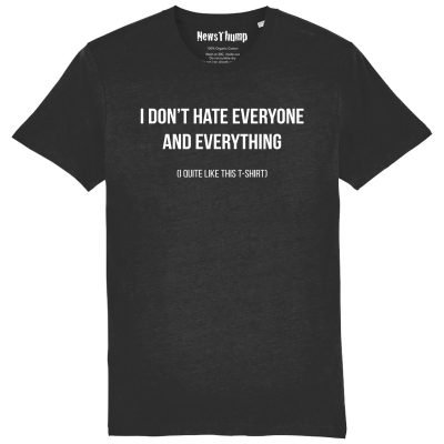I don't hate everything T-shirt in black